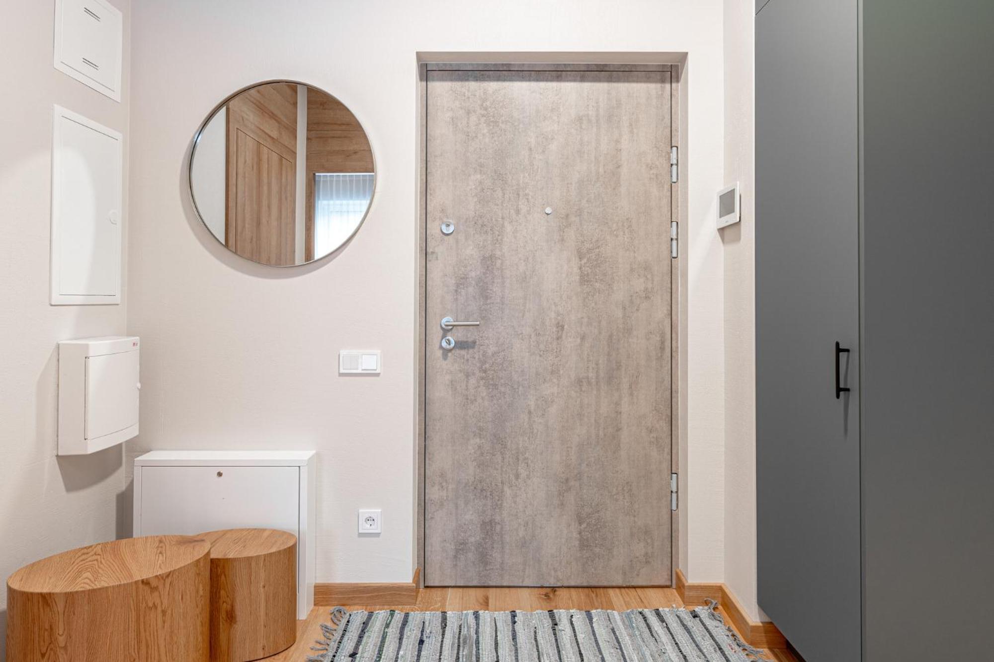 Brand New White Lotus 3 By Reside Baltic Apartment *
